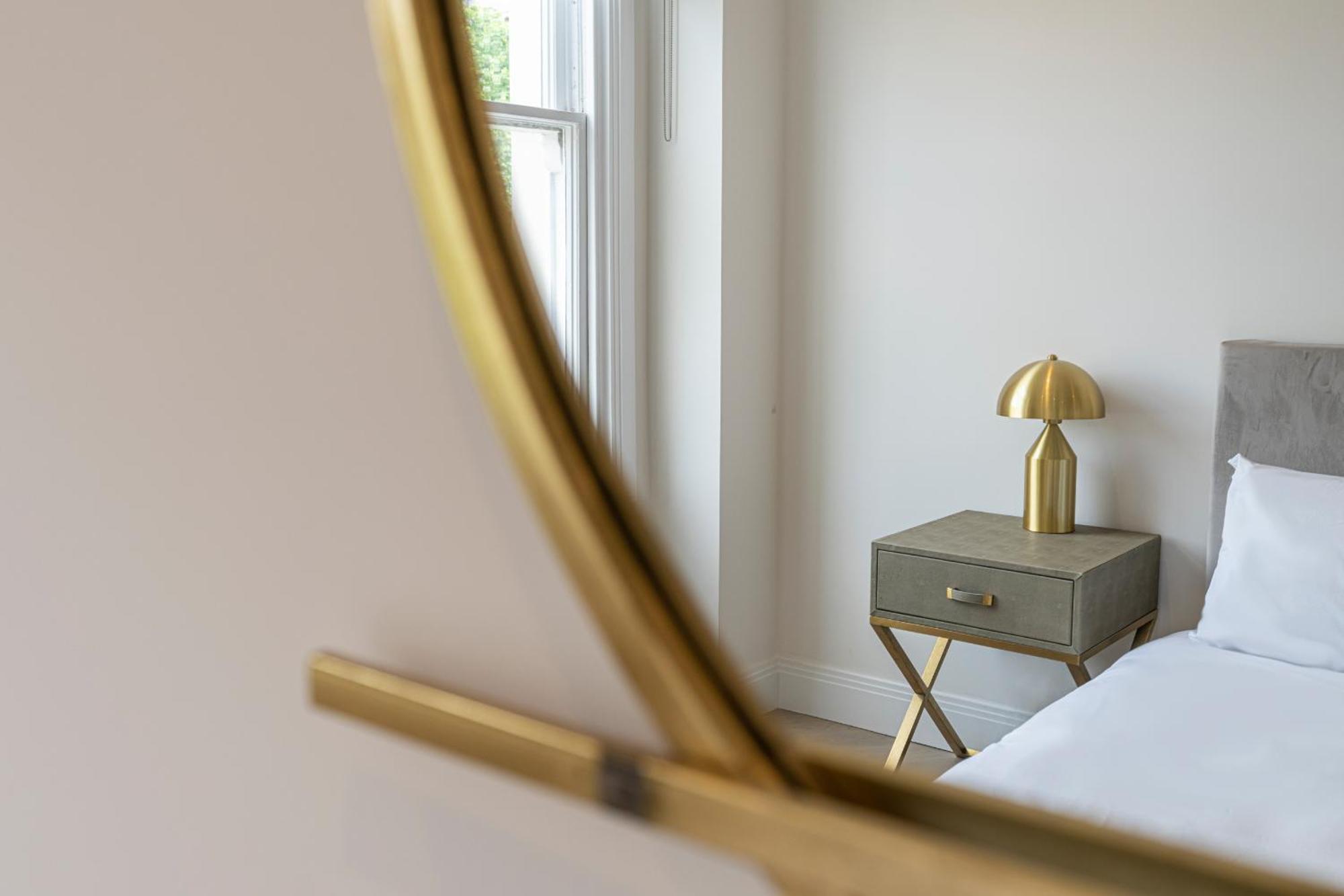 Modern Apartments Near Harrods And The Science Museum لندن الغرفة الصورة